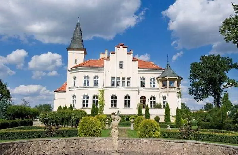 Zespol Palacowo Parkowy Prusice 2*,  Polen